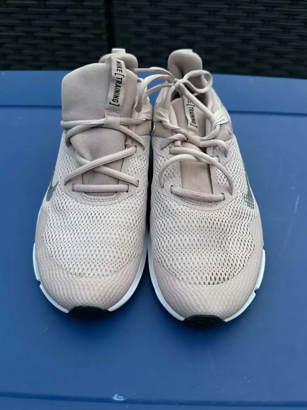 Nike Legend Essential Size 11 Pink Training Shoes